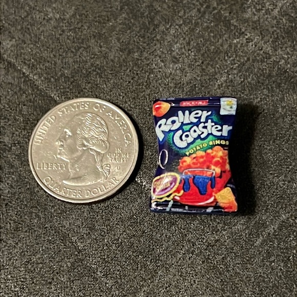 Handmade shoe charm - Picture 1 of 4